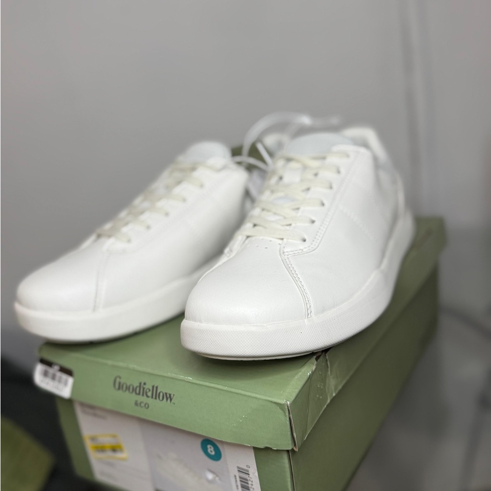 Goodfellow & Co Men's Classic White Sneakers